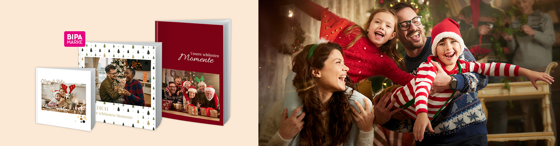 Fröhliche Familie feiert Weihnachten, links BIPA Fotoshop Fotobücher mit festlichen Covern und persönlichen Erinnerungen.