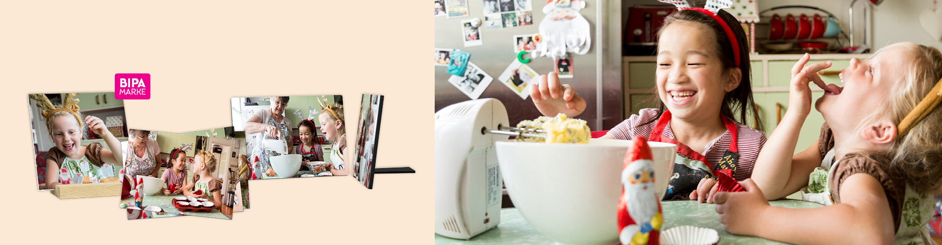 Kinder backen fröhlich Weihnachtskekse in der Küche, unten BIPA Fotoshop Fotoprodukte mit persönlichen Backmomenten.